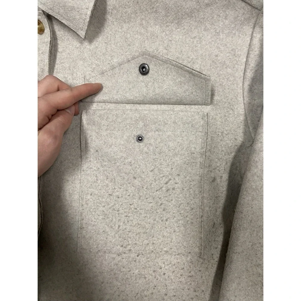 Banana Republic Chore Jacket Size Medium Beige Mid-Length‎ Button Front